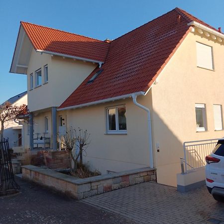 Gästehaus Becker Wachenheim an der Weinstraße Exterior foto
